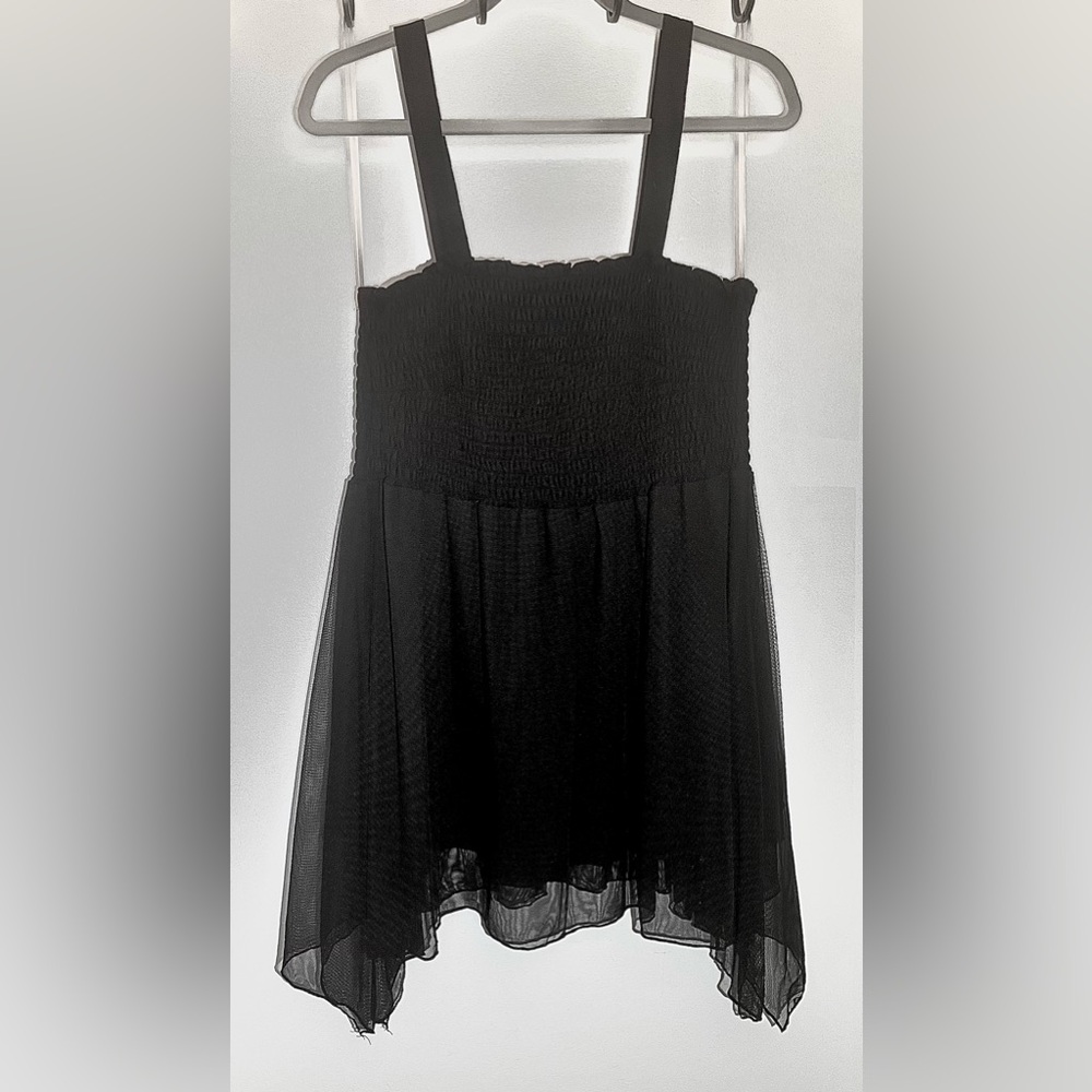 EUC 0X Addition Elle Black Smock Top